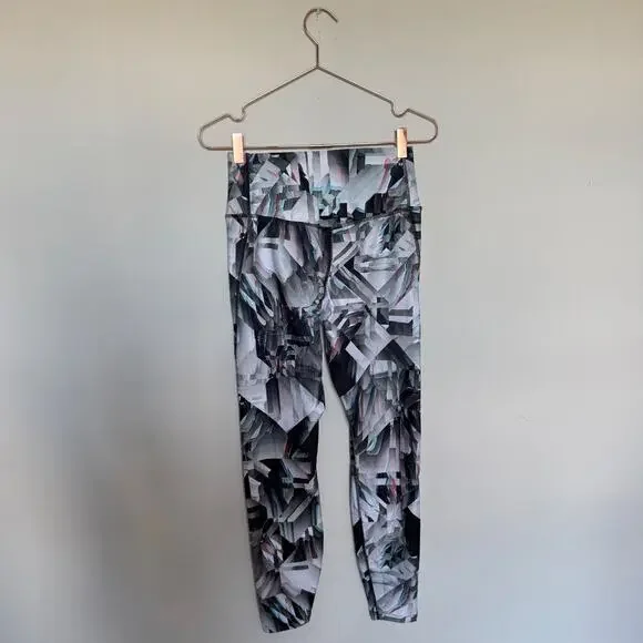 Nike Womens Leggings Medium Multi-Prism High Rise Workout Gym Lift Pilates Yoga - Picture 6 of 6